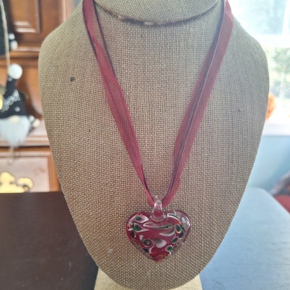 Red Murano Glass Heart Necklace - Picture 2 of 5